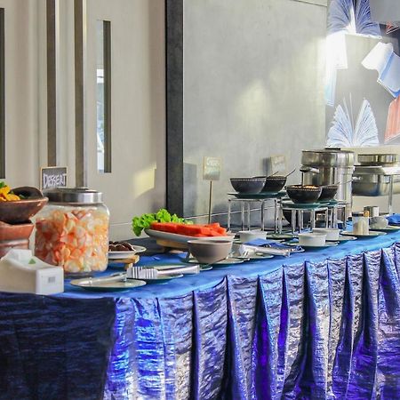 Md 7 Hotel Cirebon Ngoại thất bức ảnh
